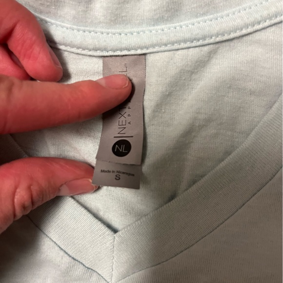 Graphic tee - Picture 2 of 3